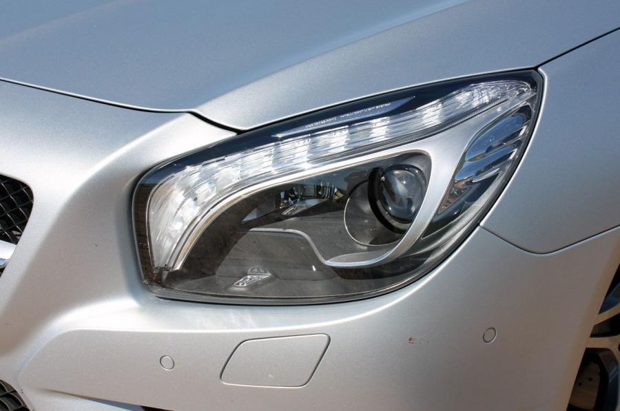  Mercedes-Benz SL550 2013 года  (фото 44 из 51)